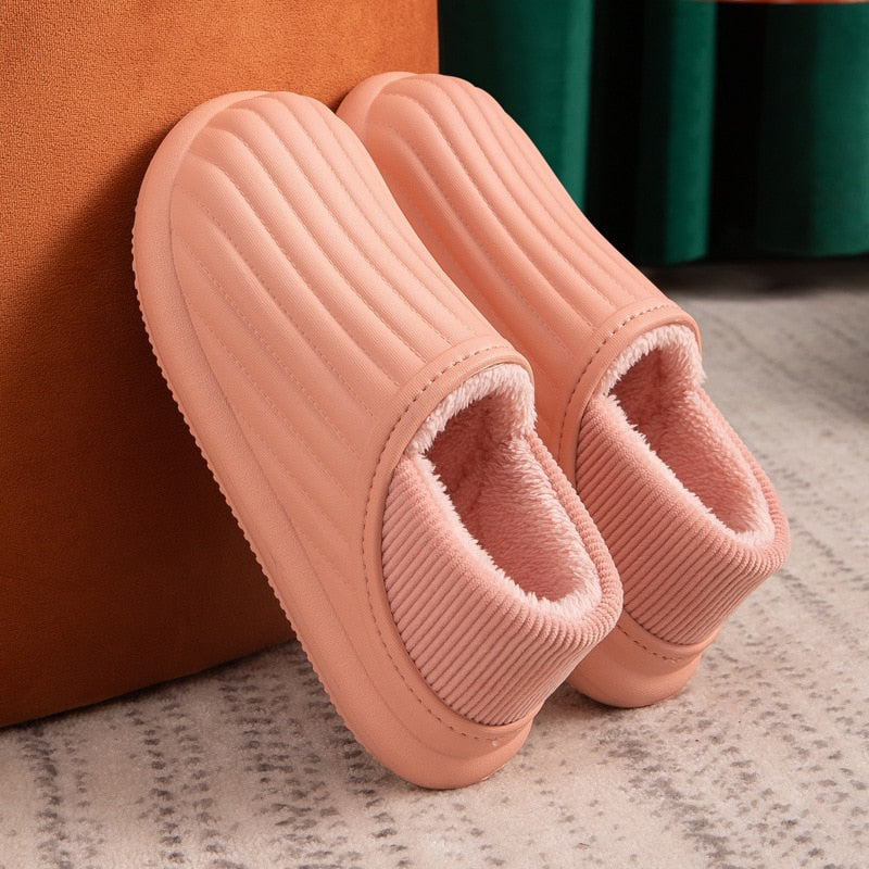 High Quality Unisex Comfortable Warm Slippers For Any Occasion. Best Slippers You Will Ever Own!