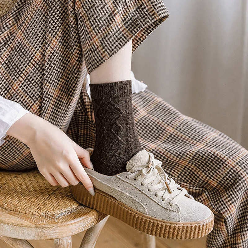 Winter Cashmere Wool Women Socks - Vintage Streetwear Crew Sock.