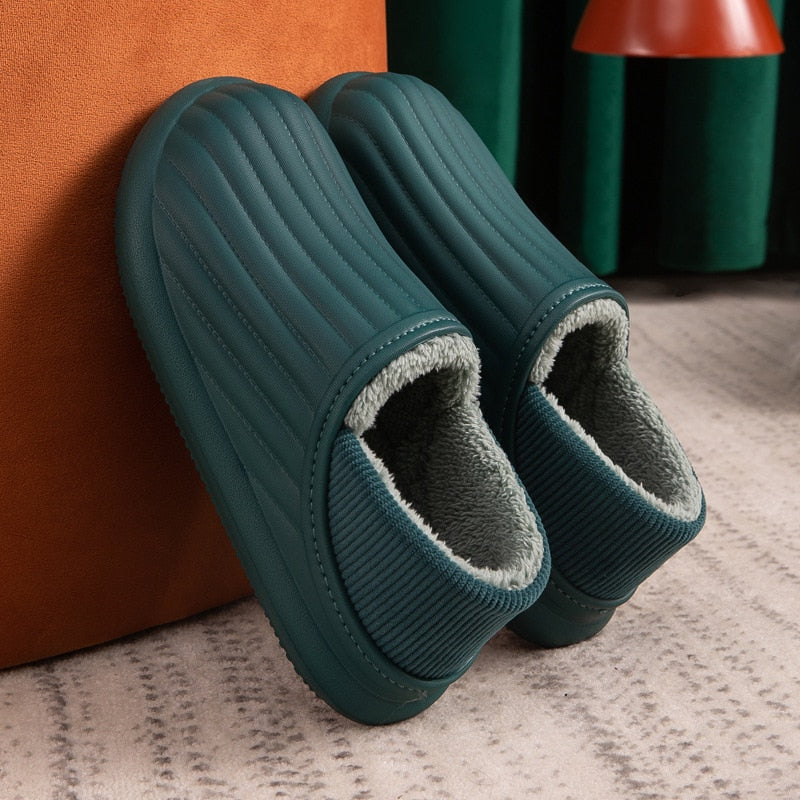 High Quality Unisex Comfortable Warm Slippers For Any Occasion. Best Slippers You Will Ever Own!